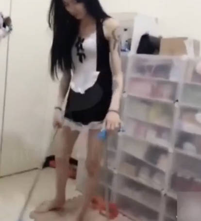 必解！女僕服侍主人 與主人大戰